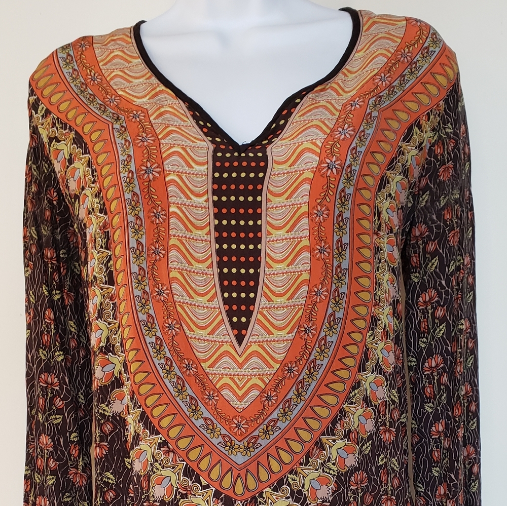 Tolani tunic top in size XS or 2
